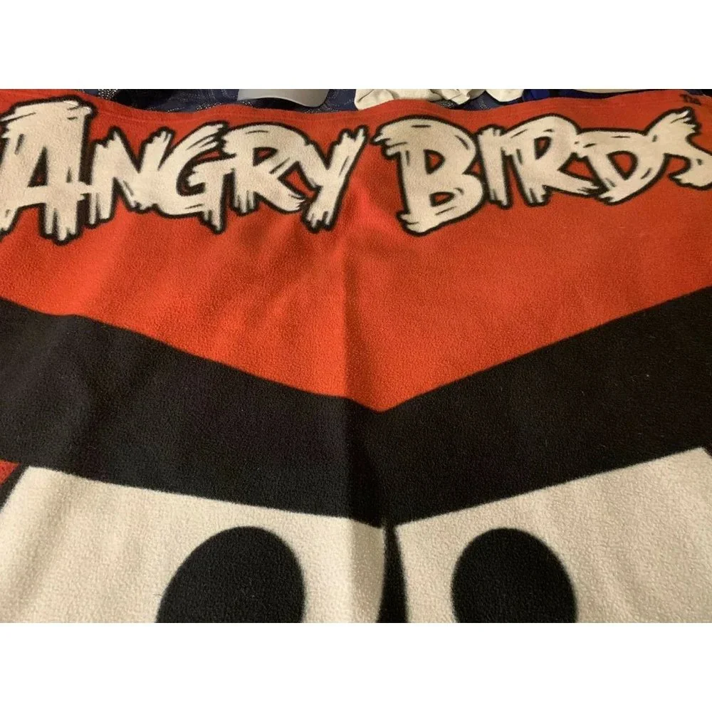 Angry Birds Throw Blanket Fleece Angry Birds Commonwealth 60”‎ X 46”  Red
